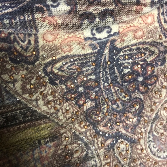 ✨NWT | Unity World Wear Top | Size 1X - Picture 6 of 6